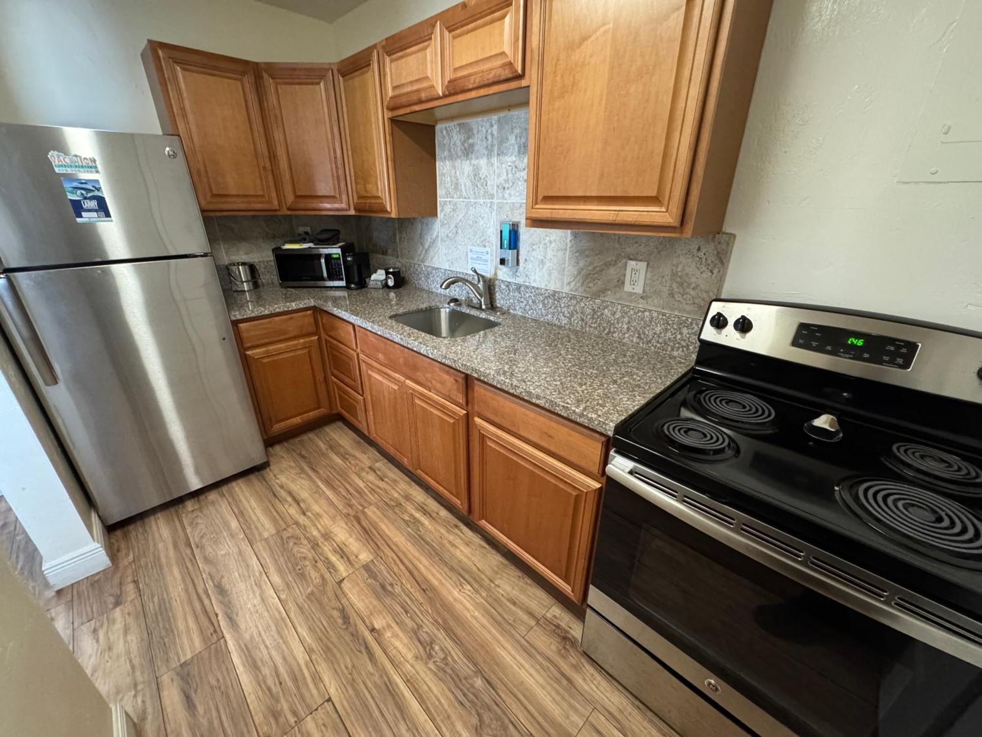 Knight'S Key Suites Marathon Bagian luar foto